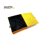 Boîte à perruques de luxe dorée à paillettes avec doublure en satin, fermeture magnétique personnalisée, boîte rigide pour extensions de cheveux, perruques et postiches