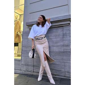 Falda Beige Cómoda al por Mayor con Abertura y Solapa Decorativa - Product Image 2