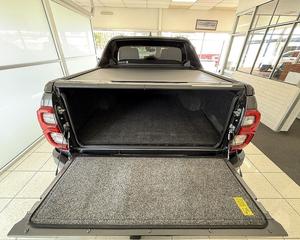 TOYOTA HILUX 4X4 LHD d'occasion 2025 avec faible kilométrage - Product Image 5