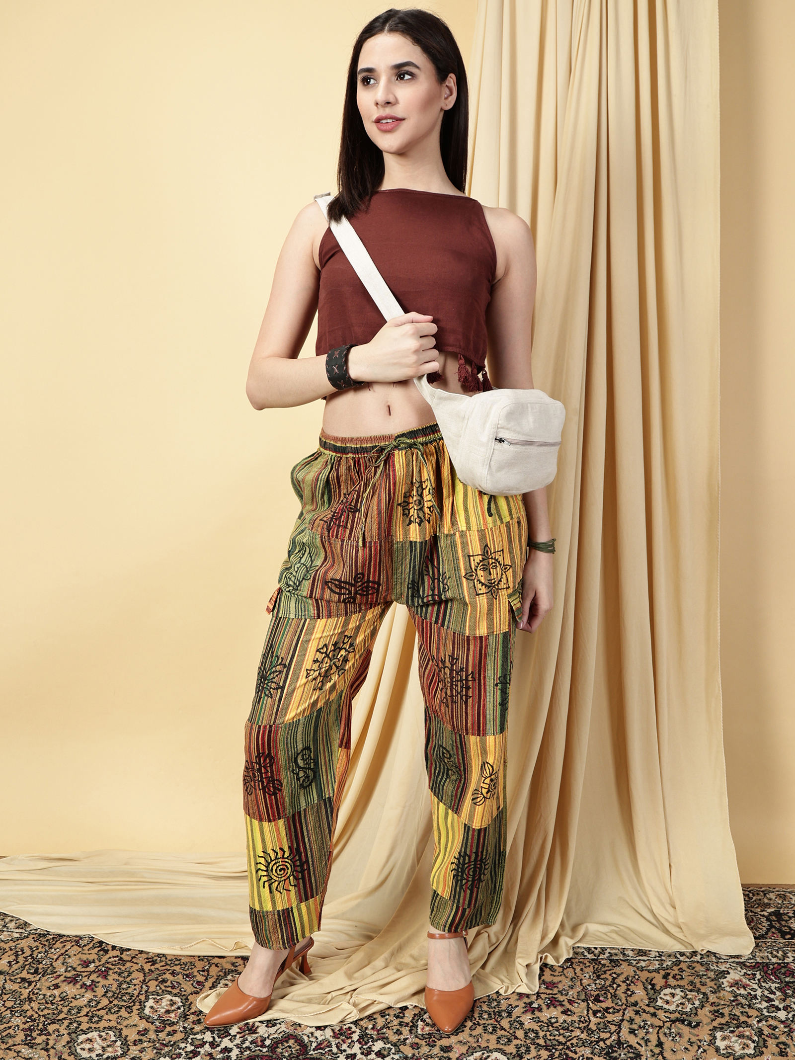 สีเหลือง