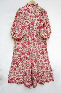 Robe mi-longue vintage à la mode pour femmes, robe de soirée à manches longues et couleur frappée, taille haute, col tournant, avec décoration boutonnée - Product Image 2