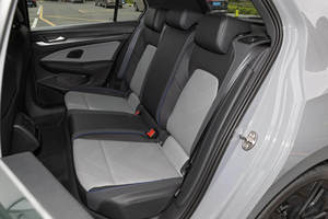 Hatchback Compacto de Gasolina 2025, Transmisión Automática de Alto Rendimiento, Diseño de 5 Puertas y 5 Asientos, Velocidad Máxima de 200 km/h - Product Image 5