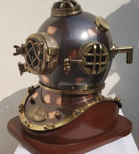Casque de plongée sous-marine antique de super qualité - Product Image 1