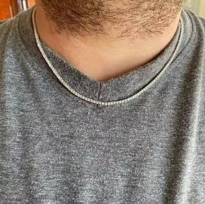 Suministro directo de fábrica Hip hop Cadena cubana Plata de ley Chapado en oro blanco Cadenas finas Collares para hombres - Product Image 2