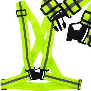 Chaleco Reflectante de Alta Visibilidad AG590, Ajustable, de Poliéster y PVC, Personalizable, Cinturón Reflectante de Seguridad Vial con Logotipo Personalizado - Product Image 1