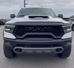 Camioneta TRX Diésel de Alto Rendimiento Usada 2024, Cabina Doble, Motor Turbo de 4.1-6L, Transmisión Automática, Asientos de Cuero, Panorámica - Product Image 1