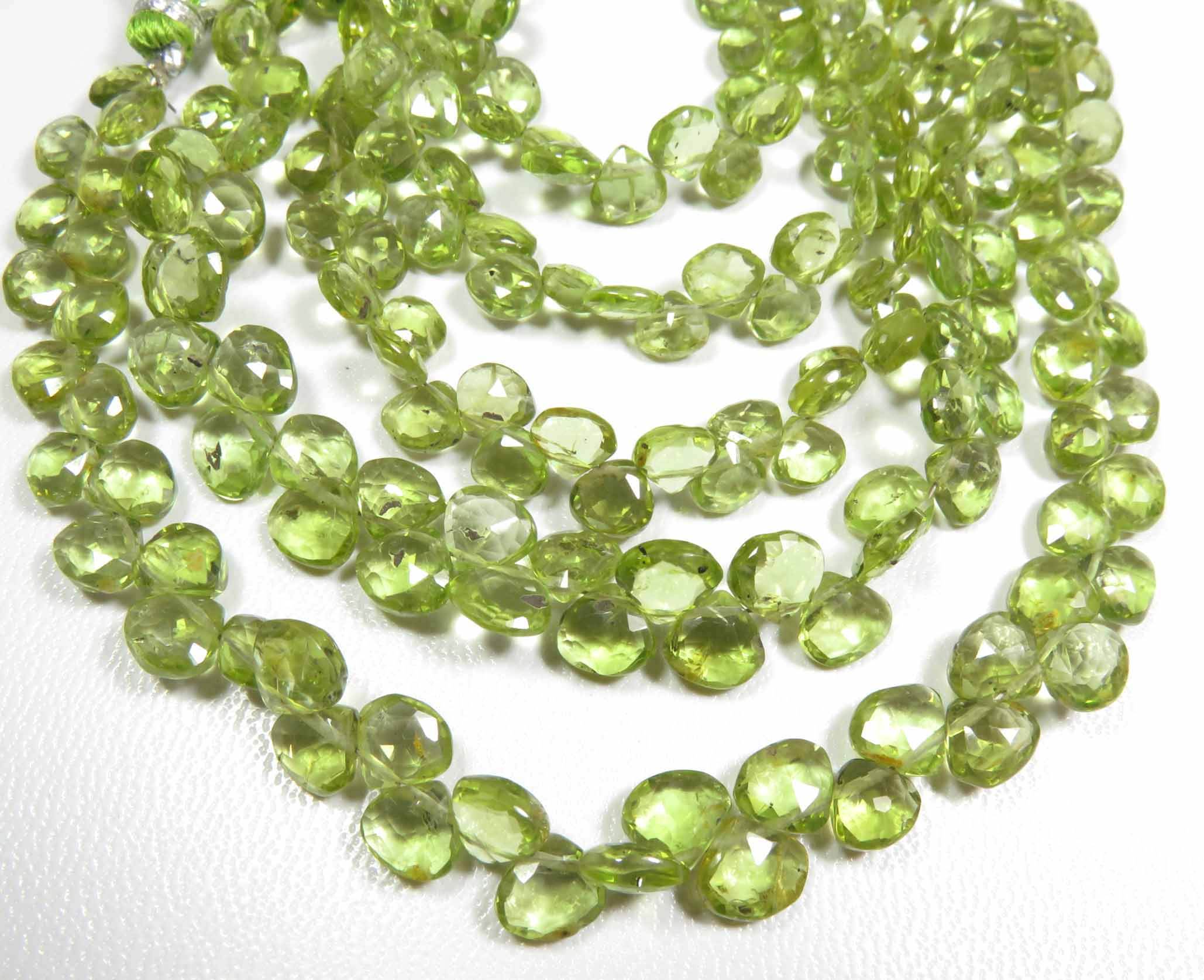 สีเขียว