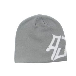 Gorros de Punto de Mohair con Diseño Gráfico Personalizado al por Mayor, Gorros de Piel con Diseño Vintage de Otoño Invierno - Product Image 3