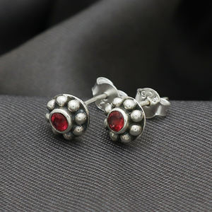 High Quality 925 Sterling Silver Gold-Plated Stud <b>Earrings</b> New Designer Indian Handmade <b>Cute</b> Style Natural Garnet Flower Pattern - Product Image 6