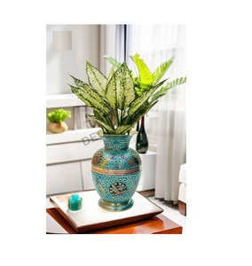 Jarrones de latón con tema clásico, jarrón colgante de Metal para interiores, montaje en pared, maceta de capa para paredes, maceta hecha a mano para el hogar - Product Image 4