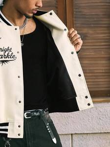 Chaqueta de béisbol Unisex Inspirada en la Universidad Chaqueta acolchada de lana con capucha de invierno Puños acanalados Streetwear Prendas de abrigo Premium personalizadas - Product Image 6