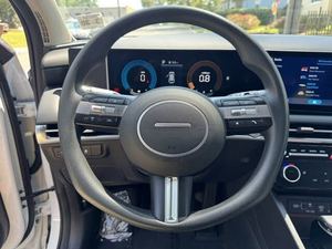 TUCSON 2025 SUV, Transmisión AWD de 8 Velocidades y 187 HP - Product Image 2