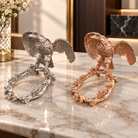 Support de boule de cristal en métal en forme d'aigle, support décoratif pour sphère, base de présentation vintage en forme d'oiseau pour la décoration de la maison, du bureau, des étagères et des tables