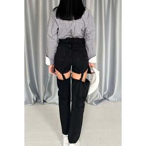Jeans Negros de Dos Piezas con Tirantes - Negro - Product Image 4