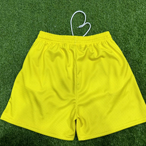 Pantalones cortos de malla de baloncesto para hombre con sublimación de Color personalizado, secado rápido, cómodos con cintura elástica, doble capa, ecológicos - Product Image 1