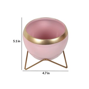 Luxury Handmade Metal <b>Planter</b> with Unique Design Top Selling for Home and <b>Garden</b> Use Glazed Finish Customized Shape and Size - Product Image 1