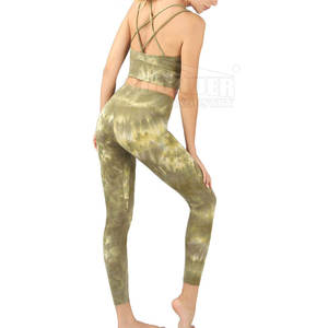 Vêtements de sport pour femmes Ensemble de yoga Vêtements de fitness sans couture Motif solide Ensemble de 2 pièces Fabriqué au Pakistan Logo personnalisé Ensemble de yoga pour femmes - Product Image 6