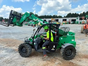 รถเทเลแฮนด์เลอร์ GTH-5519 ปี 2017 รุ่นพรีเมียม สำหรับงานหนัก อุปกรณ์ก่อสร้าง ขายส่ง - Product Image 2
