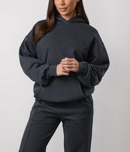 Pull-over à logo personnalisé sérigraphié Sweat à capuche surdimensionné et poids lourd Ensemble de jogging évasé Sweat-shirt Hip Hop respirant pour femmes - Product Image 2