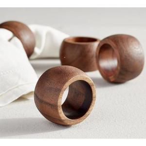 Servilleteros de madera clásicos con diseños atemporales para arreglos de mesa de comedor sofisticados - Product Image 1