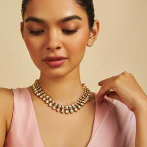 Collier en alliage de zinc plaqué or style Kundan 169664 avec diamants et perles, chaînes perlées tendance pour mariage, fête ou cadeau - Product Image 2