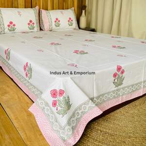 Parures de lit indiennes artisanales Sanganeri imprimées à la main, draps de lit avec taies d'oreiller - Product Image 2