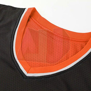 Tenues de basket-ball de haute qualité, respirantes, en tissu 100% polyester, légères, évacuant l'humidité, conçues pour un confort maximal - Product Image 2