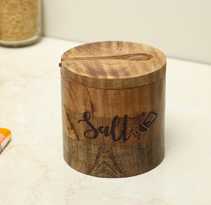 Boîte à sel et à poivre en bois artisanal avec un design découpé au laser, fabriquée en bois de mangue, d'acacia et de pin naturel - Product Image 1