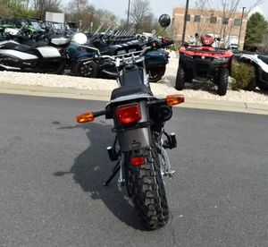 Moto tout-terrain TW200 d'origine, neuve, modèle 2023-2024, livraison rapide. - Product Image 3