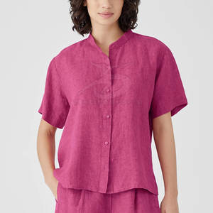 Ensemble décontracté en coton pour femme, motif uni, coupe régulière, t-shirt avec décoration boutonnée, pantalon, écologique, léger, respirant - Product Image 3