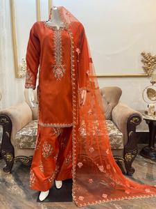 2025 FARSHI SHALWAR nouvelle chemise en soie pure prête au travail manuel avec Farshi Salwar brodé avec filet brodé Dupatta - Product Image 5