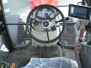 Achat original d'occasion Massey Ferguson MF S6713 Tracteur avec des prix bas disponibles sur le marché - Product Image 3