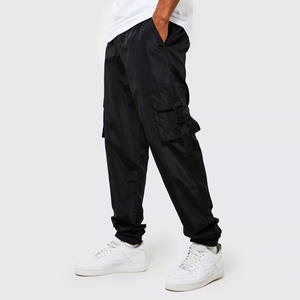 Vente en gros Logo personnalisé Taille élastique Homme Shell Cargo Jogger Pour Hommes Léger Séchage rapide Gym Fitness & Streetwear Hommes Jogger - Product Image 1
