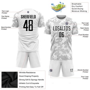 Kits de fútbol personalizados Diseño de sublimación Equipo verde y blanco Ropa deportiva Hombres Uniforme de fútbol - Product Image 4