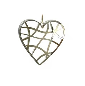 Corazones Colgantes Decorativos Navideños para el Hogar, Decoración Interior y Exterior - Product Image 1