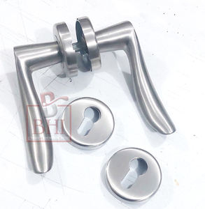 มือจับก้านกุหลาบพร้อมมือจับประตูรูกุญแจความเป็นส่วนตัวภายในมือจับประตูสำหรับห้องน้ำห้องนอนบ้านและสำนักงาน (125X55มม.) - Product Image 3