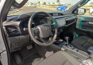 Toyota Hilux Adventure 2022 / Disponible à la vente avec faible kilométrage, moteur essence, véhicule bien entretenu et sans accident. - Product Image 6