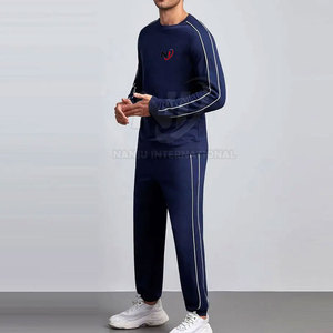 ชุดวอร์มสำหรับผู้ชายแบบเรียบง่ายพิมพ์โลโก้ได้ตามต้องการ - Product Image 3