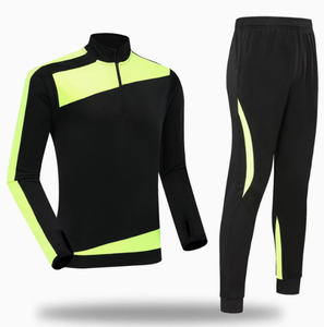 Conjunto de chándales de verano personalizados para hombre Tech Fleece Conjunto de 2 piezas de tendencia superior transpirable de secado rápido en talla grande - Product Image 6