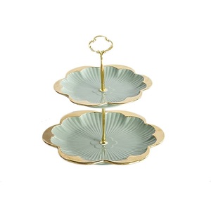 Nouvel arrivage Support occasionnel en acier inoxydable pour décoration de gâteaux 3 étages Trois couches Présentoir à gâteaux contemporain en métal nouveauté disponible - Product Image 3