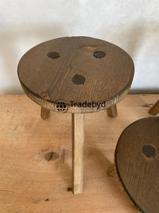 Taburete de madera hecho a mano para la decoración del hogar y el uso diario cómodo Tradebyd - Product Image 5