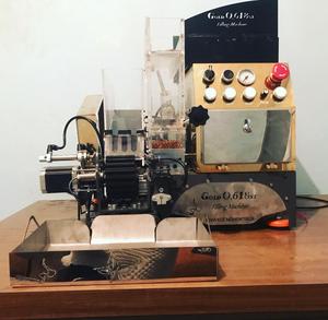 เครื่องมวนบุหรี่อัตโนมัติ เครื่องบรรจุยาสูบแบบมืออาชีพ พกพาสะดวก - Product Image 1