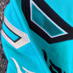 Sweat-shirt à capuche 100% coton de qualité supérieure pour hommes avec logo personnalisé Impression bouffante Surdimensionné Basics Sweat-shirt d'hiver teint uni - Product Image 6