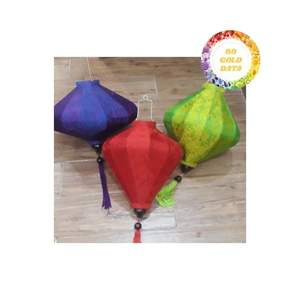 Auténtica linterna colgante Hoi An hecha a mano en forma redonda clásica con tela de seda brillante y marco de bambú duradero - Product Image 4