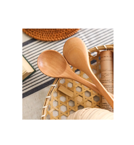 Cuillère à soupe en bois de conception classique pour l'utilisation de vaisselle vente chaude pour les décorations de fête de mariage cuillère à soupe en bois - Product Image 4