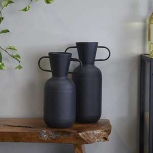 Premium-grade <b>Metal</b> <b>Vase</b> for Professional Floral Displays Silver Polished Finished Customized Shape & Size at Low Cost - Product Image 2