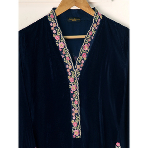 Trajes Bordados Personalizados para Mujer - Diseño Tradicional Largo hasta el Suelo Listos para Invierno/Verano Sin Arrugas - Product Image 5