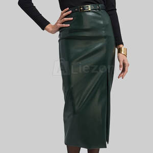 Femmes à la mode jupe mince coupe confortable femmes jupe mince en cuir adapté pour Streetwear vente en ligne - Product Image 2