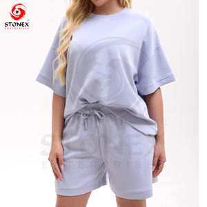 2025 ensembles de survêtement pour femmes taille haute coupe ajustée 2 pièces T-Shirt à manches courtes avec short ensemble tenue décontracté pour les femmes - Product Image 3