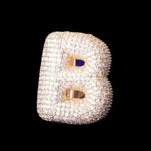 Anillo de cóctel Hip Hop personalizable de plata 925 con letra, moissanita de claridad VVS, engaste de púas chapado en oro, unisex - Product Image 4